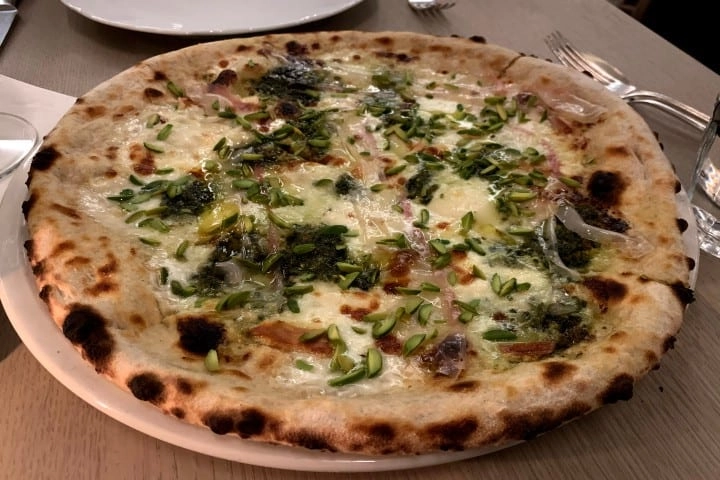 The 10 Best Restaurants in Toronto ON 2026: Michelin Stars to New Gems – Definitive Guide