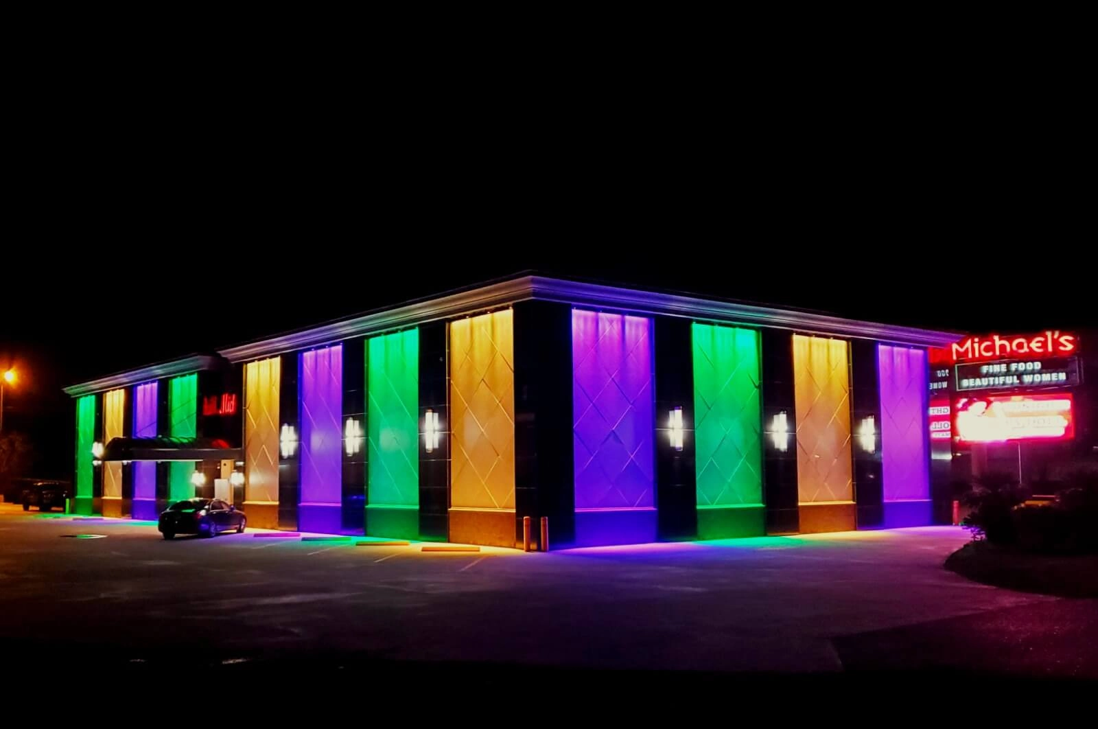 Michael's Men's Club Lafayette: The Complete  Guide to Louisiana's Premier Gentlemen's Club